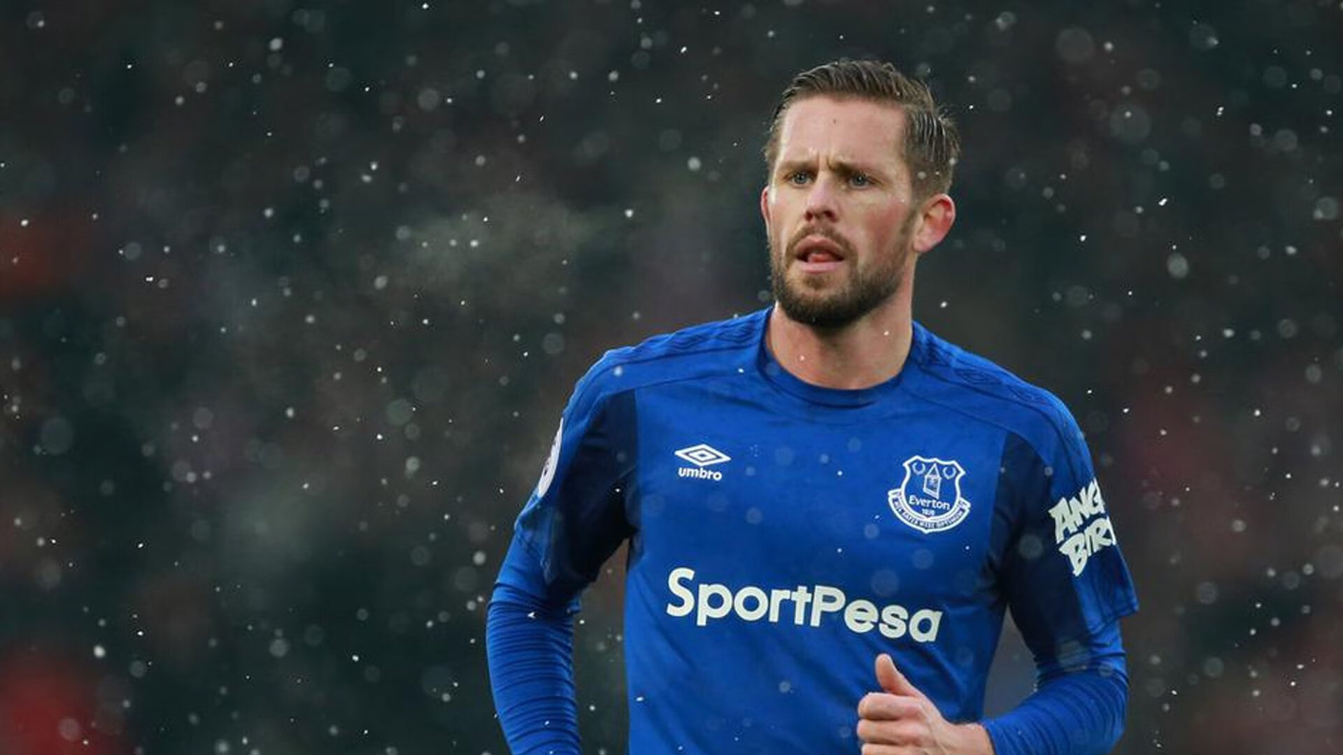 九游体育网站-里根·史密斯冲刺时刻全场沸腾，里克·史密斯